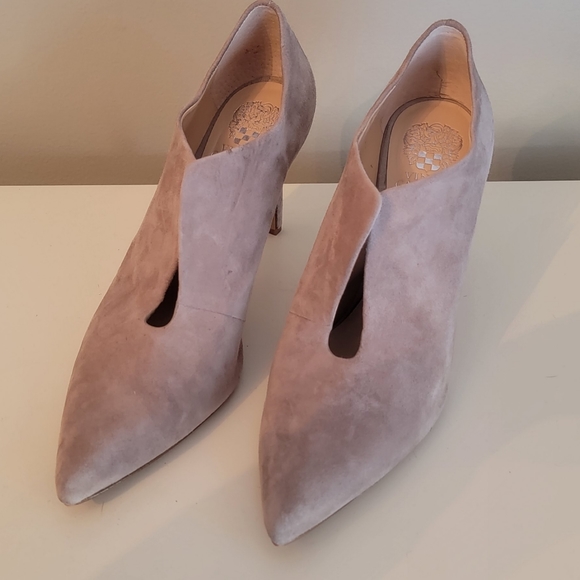 Vince Camuto Shoes - Vince Camuto Metseya Pointed-Toe Shooties Size 11
